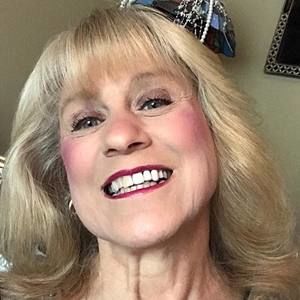 Meet your Posher, Diane